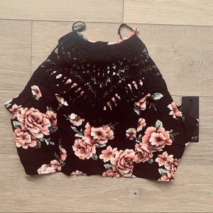 NWT Forever21 Cropped Woven Halter Top - L